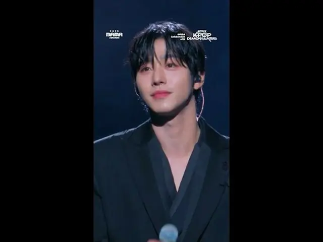 我们在一起光芒四射安孝燮 (AHN HYO SEOP) 的《Jinu's Lament》在 2025 年 MAMA 颁奖典礼上听我的怒吼，UH-HEUNG 20