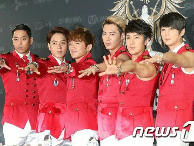 SHINHWA, all members appeared on KBS variety show ”1 night 2 days season 3”.Adjusting the schedule.