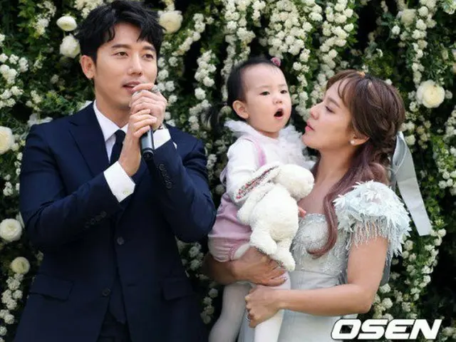Actress Yoo Jin - actor Ki Tae Young, had a birth of their second child girl onthe 18th. Both the mo
