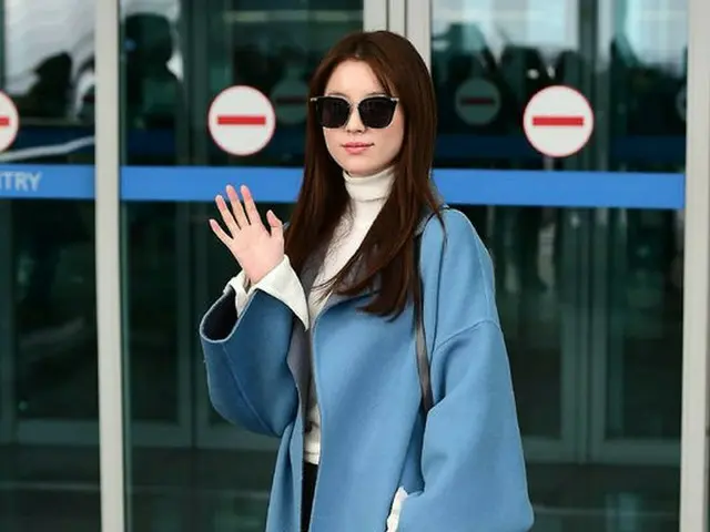 Actress Han Hyo Ju, departure. To picture shoot, I went to France. IncheonInternational Airport.