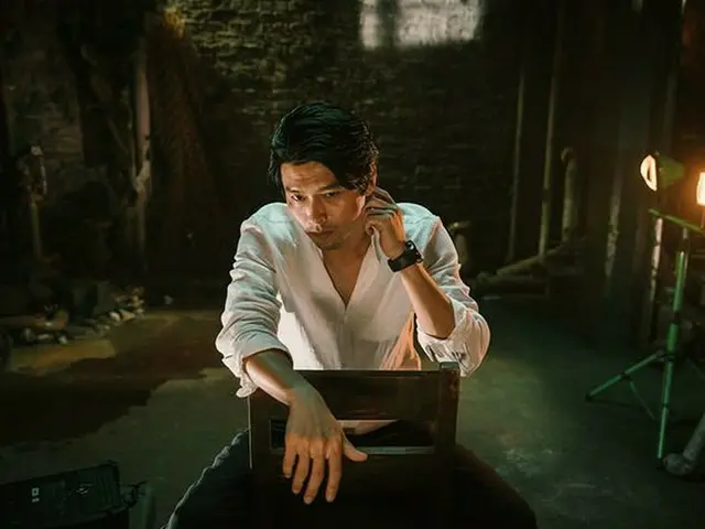 Actor HyunBin, a large release of the unpublished stills of the movie”Negotiations”.