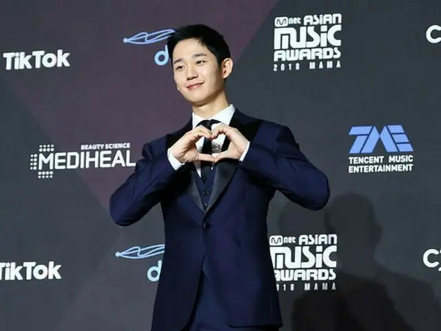 Actor Jung HaeIn, ”2018 MAMA PREMIERE in KOREA” red carpet. Seoul · DongdaemunDesign Plaza (DDP) on