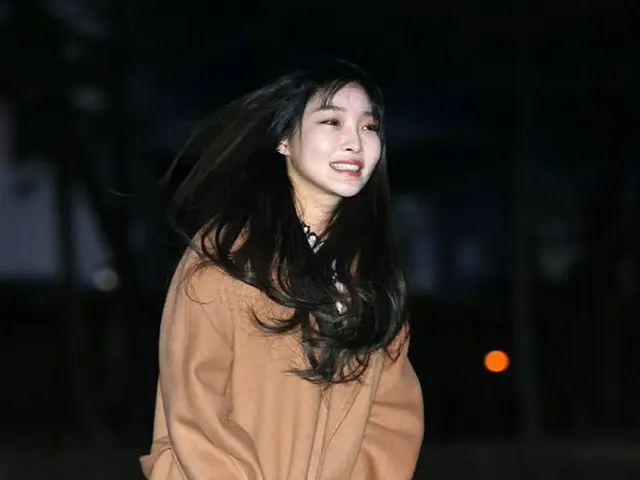 IOI former member CHUNG HA, arriving to work ”Music Bank” rehearsals.