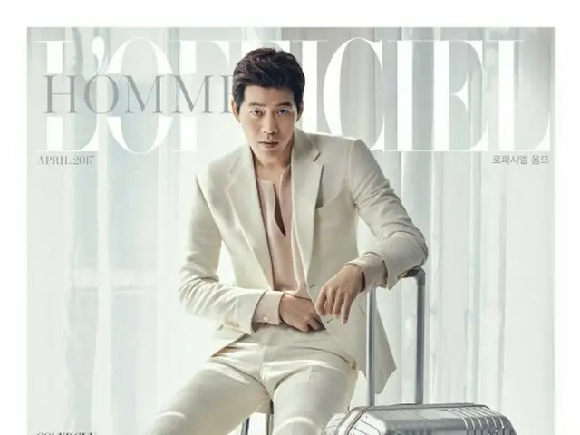 Lee SangYun, released pictures. Magazine ”HOMMES”.