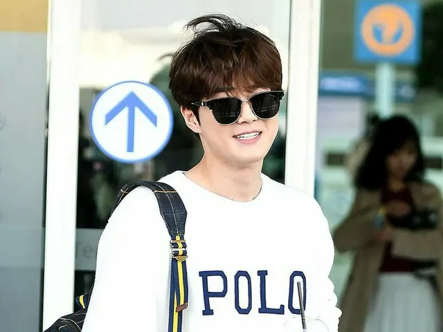 EXO SUHO, to France for photography. . 。