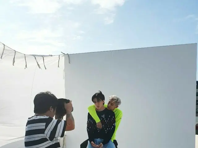 【T Official】 EXO SEHUN & CHANY EOL, W Korea 7th edition published a backgroundcut.