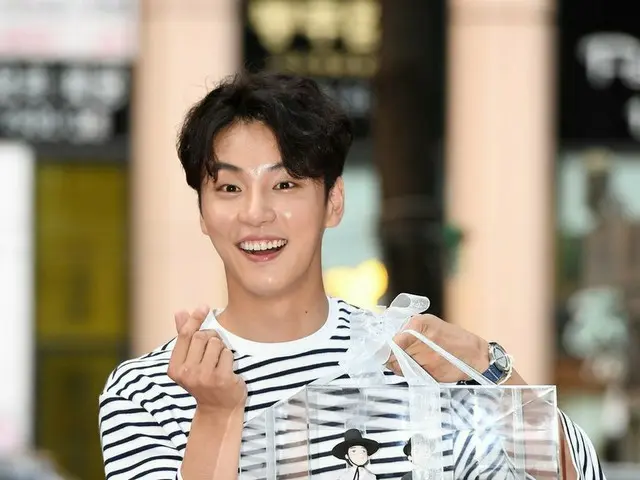Actor Yoon Si Yoon participates in the SBS TV Series ”Madobean Flower” launch.On the afternoon of th