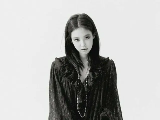 BLACKPINK JENNIE，凹版印刷