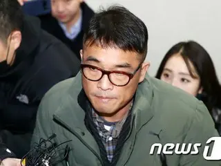 涉嫌性侵犯的歌手金健模被送往首尔地区检察院提起公诉。 。