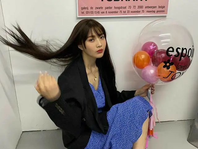 【G公式】RedVelvet_ジ，我的脸在气球上espoir_makeup💙💙  