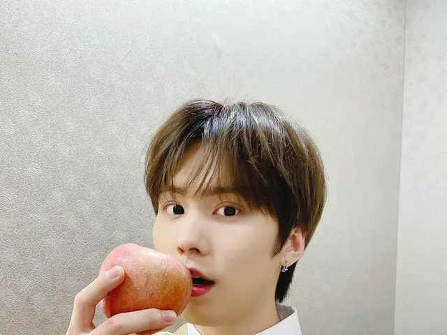 【T公式】ASTRO，大家早上都知道苹果〜〜 拍手 #Tasteoflovekfood #韩国食品#kfood  #Our country_kfood_appl