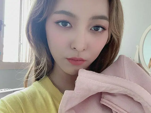 [G Official] f（x）_来自Luna，비가오넹...  
