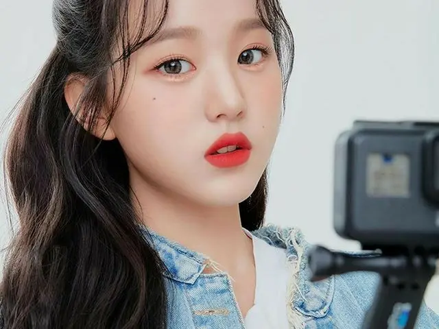 【G公式】IZONE， #重新发布colorgramtok_official与 X Official_IZONE  📸（单击）   #乳白色阴影 #双星宇宙中