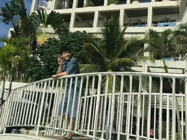 Kang HaNeul finished shooting in Guam. Offshot released.