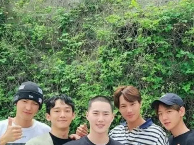 EXO SUHO参军，“美丽的头部轮廓”是韩国的热门话题