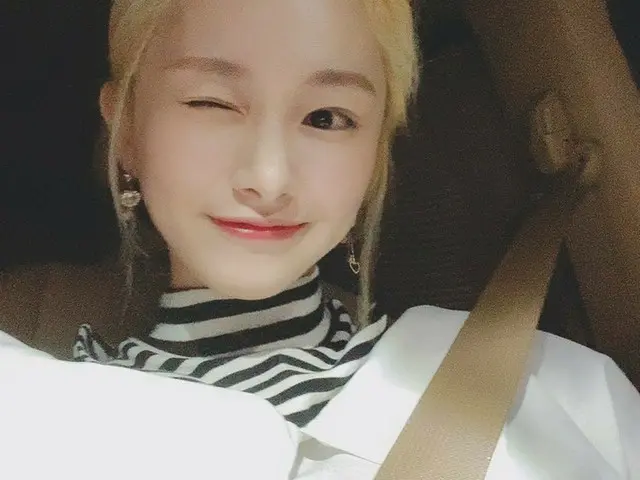 【T公式】EVERGLOW，[ #Mia]你吃晚饭了吗？😋