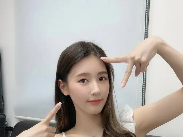 【t公式】(G）I-DL E，[📸] 2020(G）I-DL E在线音乐会'I-LAND：我是谁，D-12  2020.07.05 3PM(KST）   #여