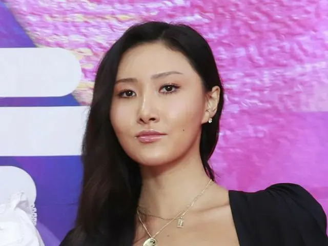 “ MAMAMOO” Fasa腰酸背痛，因此她不得不推迟定于25日参加的“ KCON：TACT 2020 SUMMER”的演出