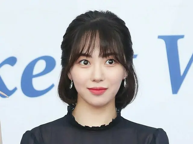 AOA女星权敏娜(Kwon Mina）在SNS上展现了她的过去