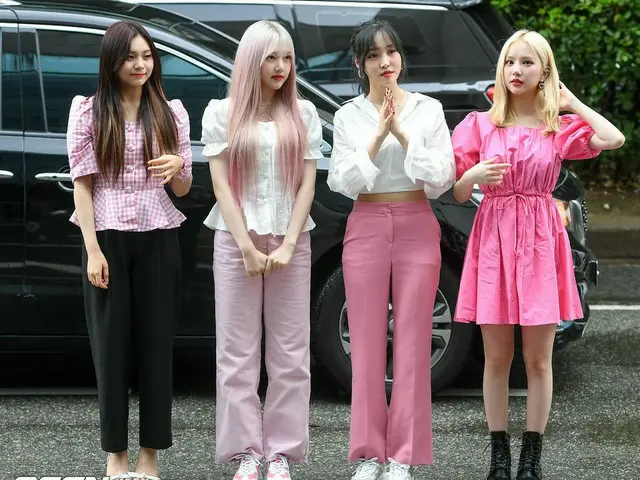 参加“ GFRIEND”和KBS的“偶像小测验”录音