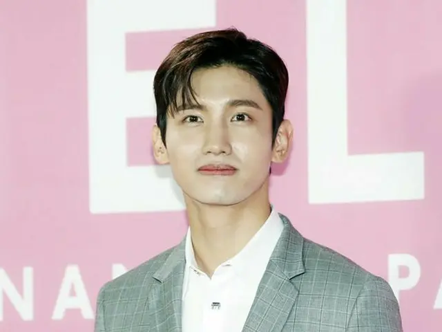 由于重新感染了新的冠状病毒，“东方神起”昌民推迟了原定于9/5举行的婚礼