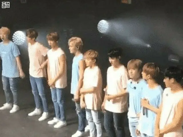 在#SEVENTEEN的情况下，韩国的演出“在线且安全”