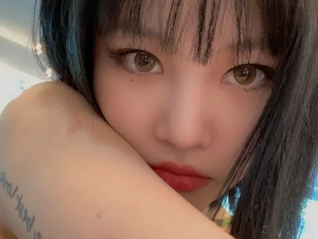 【T公式】（G）I-DL E，[📸]（G）I-DLE [DUMDi DUMDi]活动硬发：自拍版