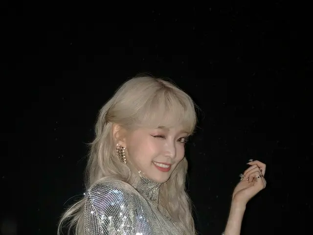 【T公式】EVERGLOW，[ #coming]幕后花絮发布！！！！！ Third😆永远的礼物（˘³˘）♥