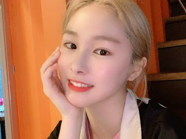 【T公式】EVERGLOW，[ #Mia]永远！今天的应用程序怎么样？米娅的短歌秀哈哈哈期待再次出现在墙上！我不知道什么时候会来祝你有美好的一天!!🤩😊🤩