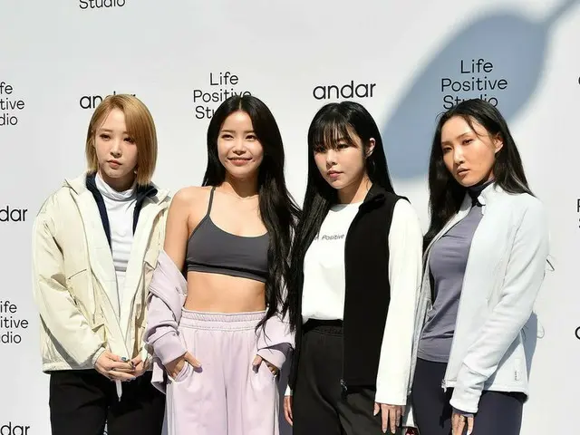 参加“ MAMAMOO” andar摄影活动