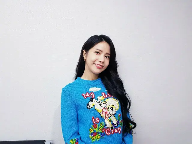 【T公式】MAMAMOO，[ #Solar]带太阳能过了五点，KBS2的老板驴耳朵的现场射击者💙 #MAMAMOO #太阳能 #老板有驴