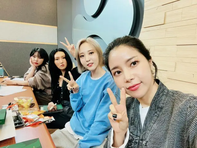 【T公式】MAMAMOO，[ #MAMAMOO]玩得开心我很高兴送您❤今天我们的面受了很多苦有很多，我有一个好梦！我爱你😘 #MAMAMOO #MOOMOO 