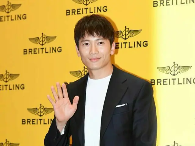 Actor Jisung attended ”BREITLING” 2017 new product launch.