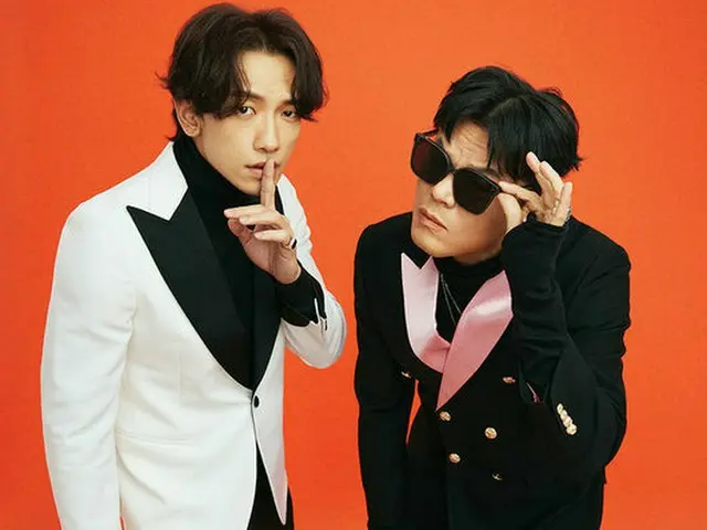 组成二人组的JY Park＆Rain（Bi）发布了图片报告