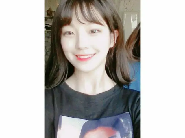 [T Official] fromis_9，[ #Jihon]在我父亲的手机上拍动的电影中拍摄的照片！顺便说一下，图像质量是...大声笑