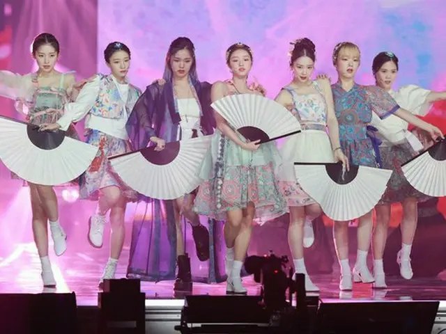 BLACKPINK，MAMAMOO，OH MY GIRL和其他K-POP女生团体已成为世界上的热门话题