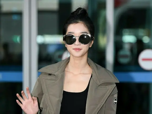Actress Seo YEJI is in danger of discontinuing advertisements for sunglasses.The brand that is activ