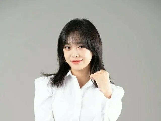 与Se-jeong（前古谷丹）和水母重新签约