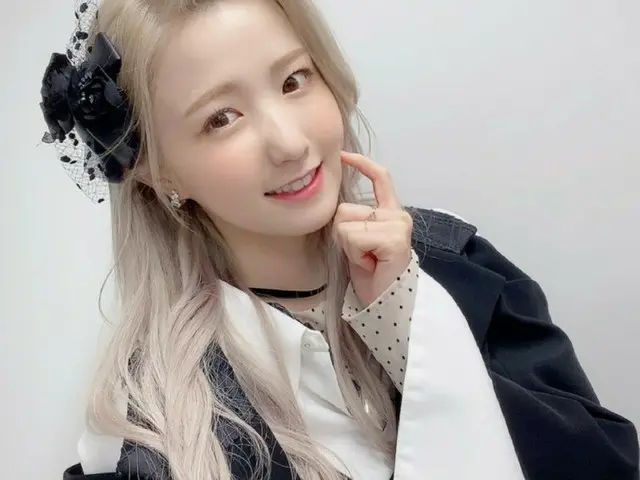 与本田瞳和来自IZONE的JO Yu-ri的KakaoTalk成为热门话题