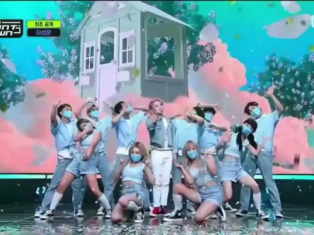 来自#WannaOne #Ha Sung Woon，今天的“Sneakers Ending”是韩国的热门话题