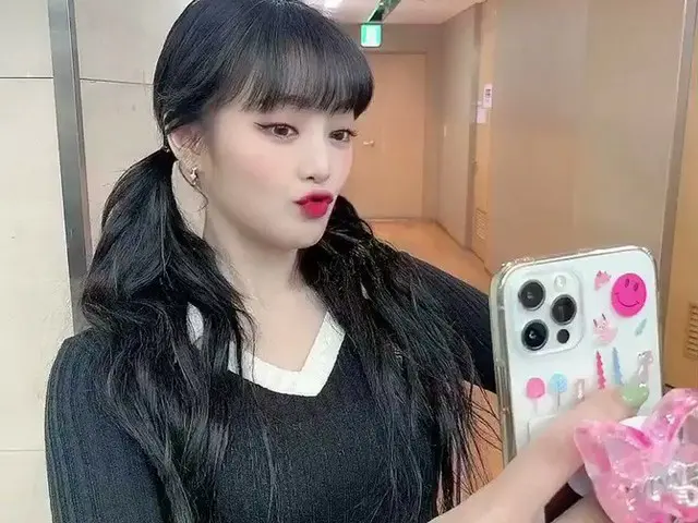 [T 官方] (G) I-DLE_，[#I_NG] 米妮和粘乎乎的雨琪