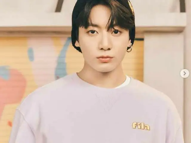 Photos of FILA X BTS Dynamite Collection are released on SNS of JUNG KOOK andFILA KOREA. .. ..