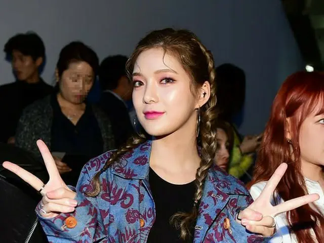 9 MUSES Kumujo, attended the DOUKAN fashion show. On the afternoon of 18th,Dongdaemun DDP ”2018 S /