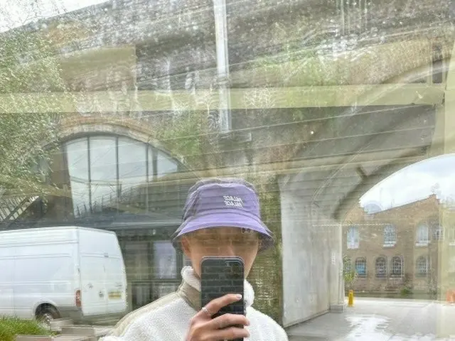 演员朴叙俊报道英国发生的事情