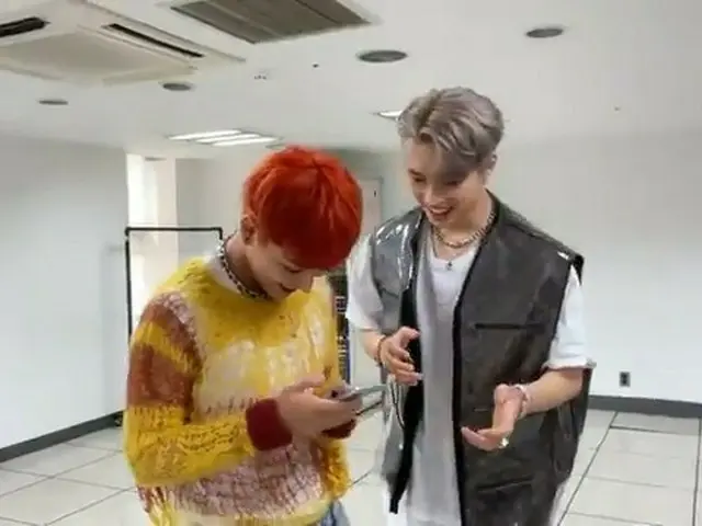 【T官方】ATEEZ、[🎬]说唱歌手#Eternal_Sunshine_challenge拍摄幕后花絮！结果会怎样？！ ⠀ #Eternal_Sunshine
