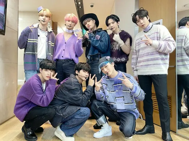 【T官方】ATEEZ、[📷]今天的ATEEZ ⠀希望ATINY的夜晚染成紫色💜 ⠀ #TODAY_ATEEZ #ATEEZ #ATEEZ