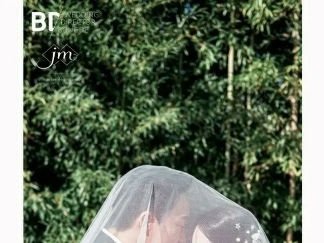 SUNNYHILL Binna 于 23 日发布了她的婚礼照片