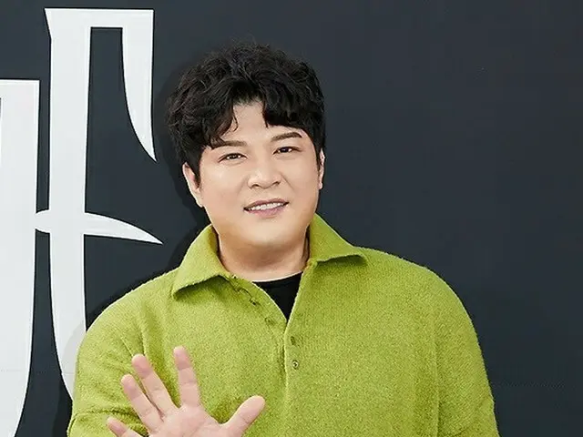 Shindong (SUPER JUNIOR) 报告说，由于新的冠状病毒感染，它正在被隔离