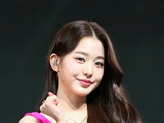 被选为IVE张元英，“2021 AAA”MC
