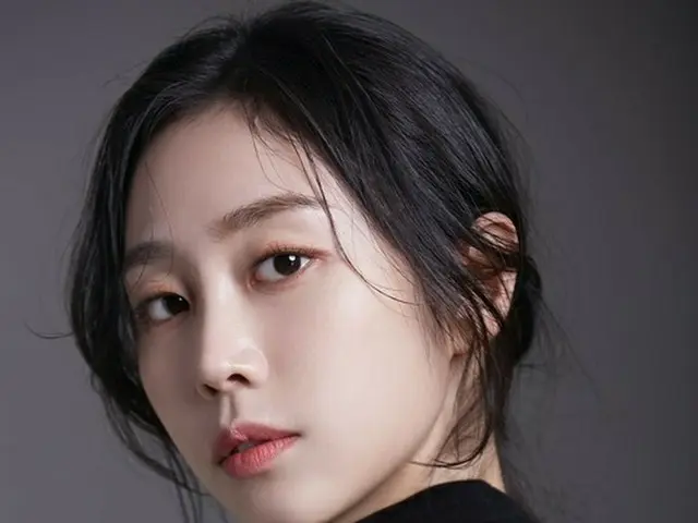 Former LOVELYZ's Seo Jisoo, singed ExclusIVE Contract with MYSTIC STORY foractress activities.